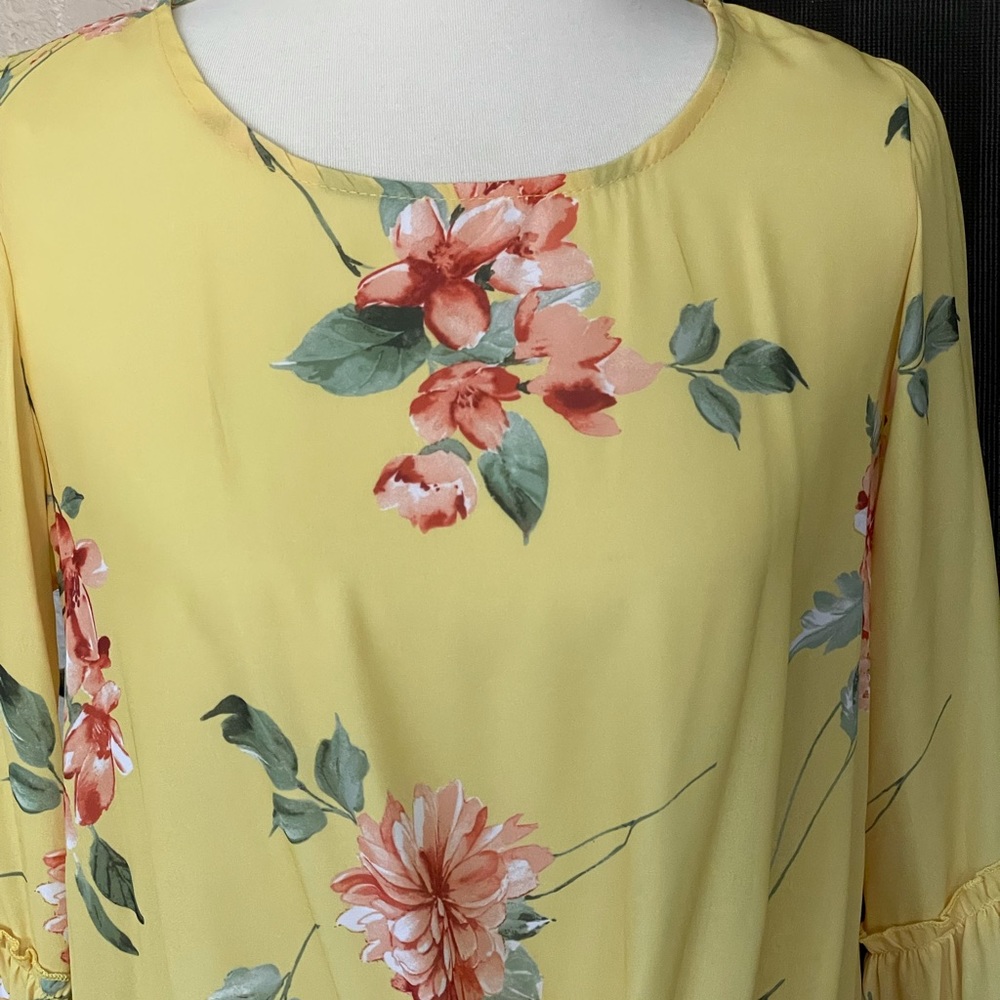 Peach Love California Yellow Floral Tie-Front Top - Picture 8 of 9